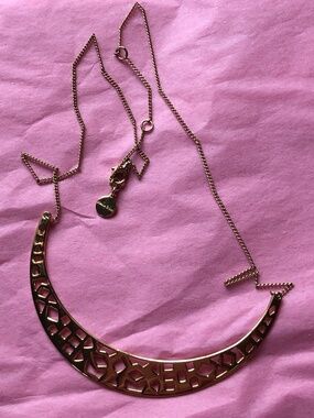 Stella & Dot gold plated necklace